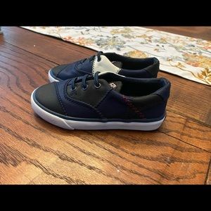 Boys Sperry Shoes size 10M.